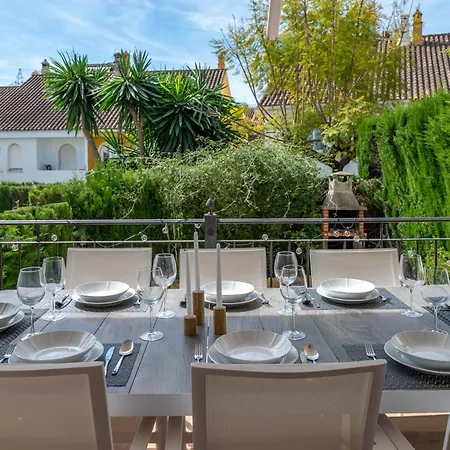 Appartement Sea View 4 Bdrm Townhouse W Pool & Cinema