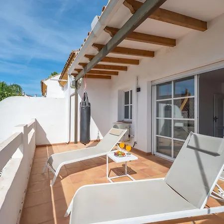 Sea View 4 Bdrm Townhouse W Pool & Cinema Marbellac