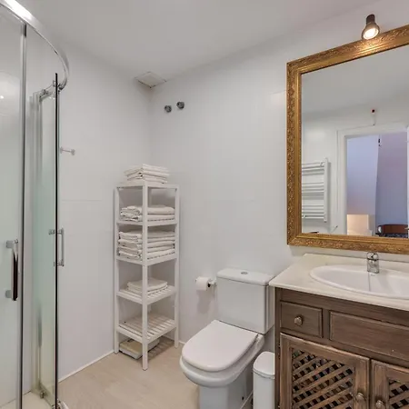 Sea View 4 Bdrm Townhouse W Pool & Cinema