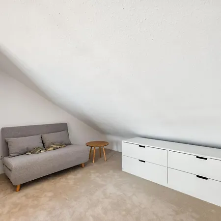 Sea View 4 Bdrm Townhouse W Pool & Cinema
