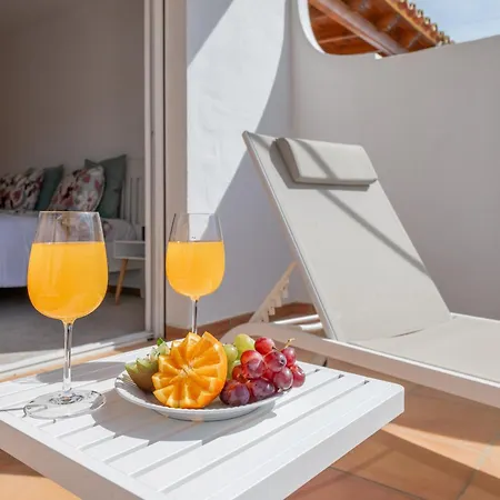 Sea View 4 Bdrm Townhouse W Pool & Cinema Marbellac
